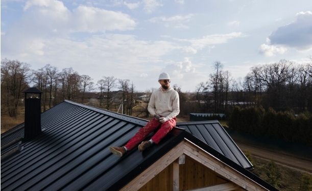 Navigating the Complex Terrain of Commercial Roof Replacement in New York