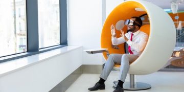 Why your business needs an independent minute taker instead of AI