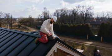 Comprehensive Guide to Choosing Flat Roofing Services for Your Home or Business