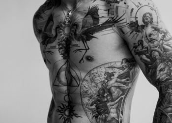 Geometric Tattoos at Monolith Studio: Precision and Personalization