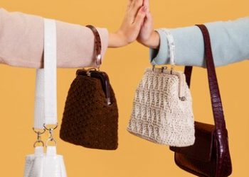 Prada Shoulder Bag vs. Gucci Shoulder Bag:Which One Gets You Insured For an Evening Event?